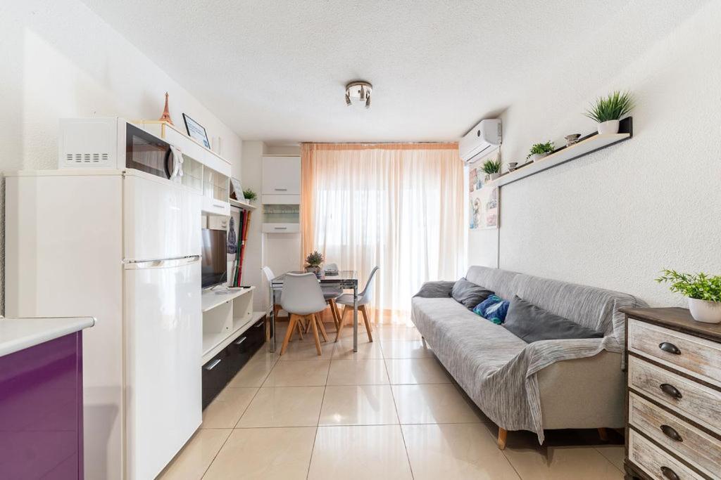 Apartamento En El Centro A Un Minuto De La Playa بينايدورم المظهر الخارجي الصورة